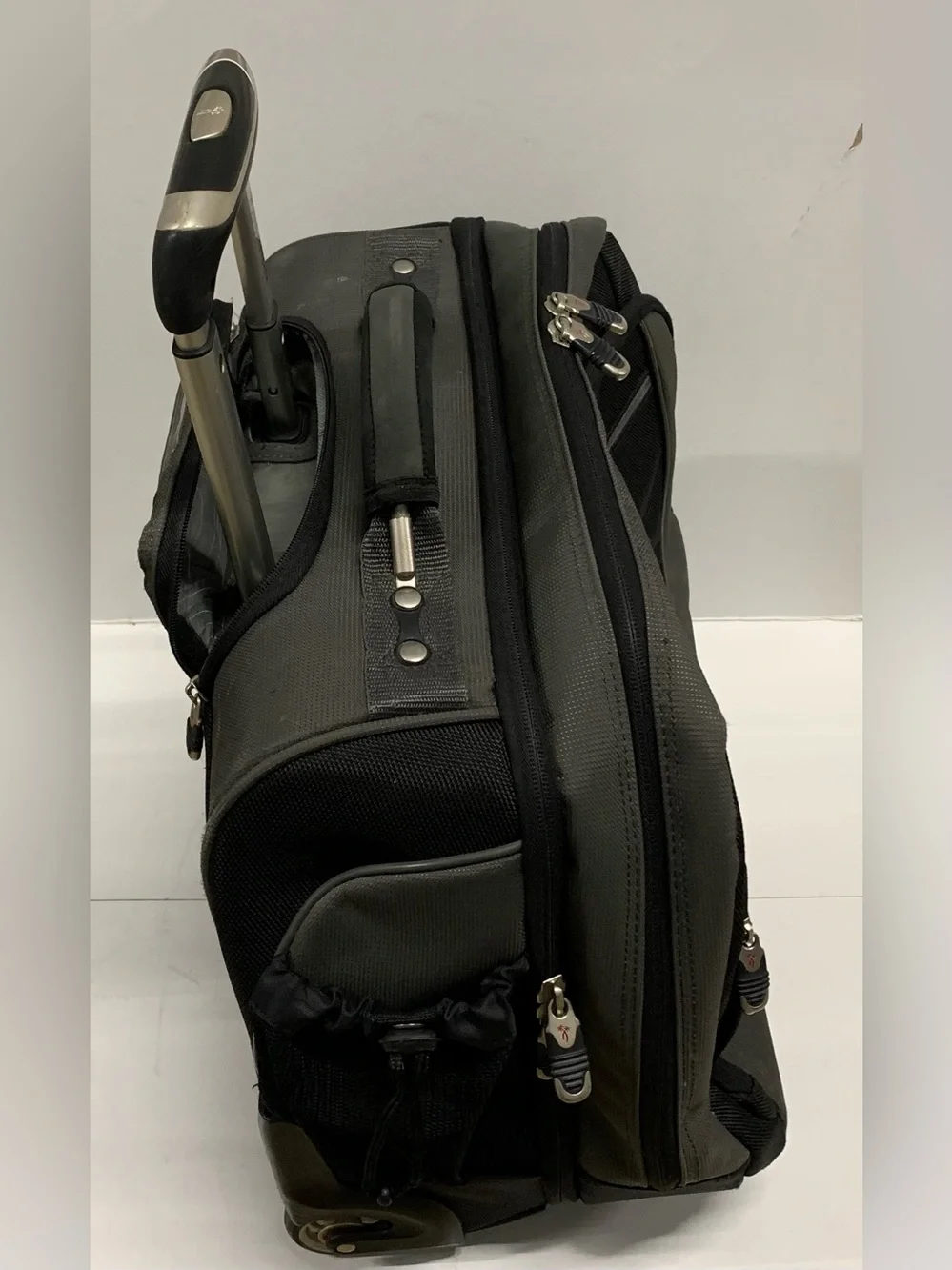 Men's Black and Olive Laptop Briefcase
